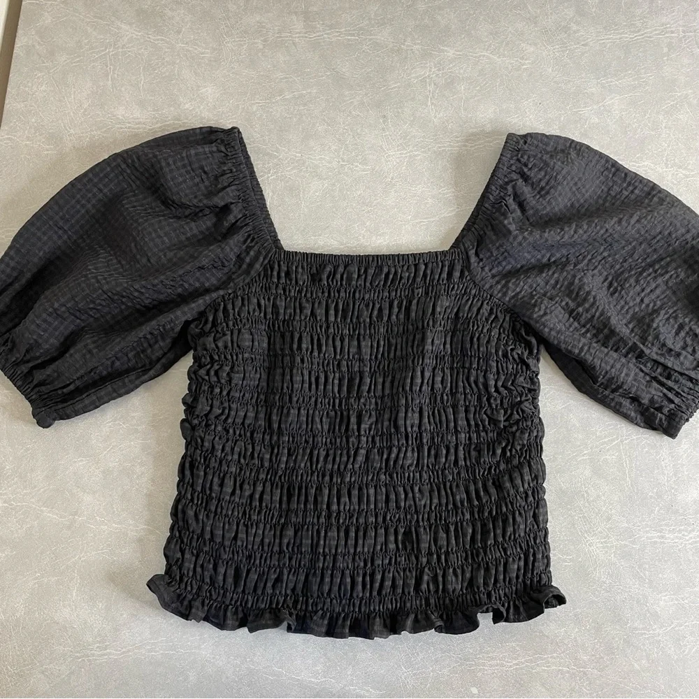 Old Navy Black Smocked Puff Sleeved On/Off Shoulder Peasant Blouse
